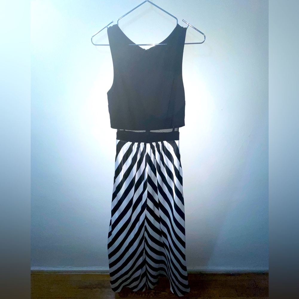 Preowned Betsy & Adam, black and white dress ball gown with mesh midriff.